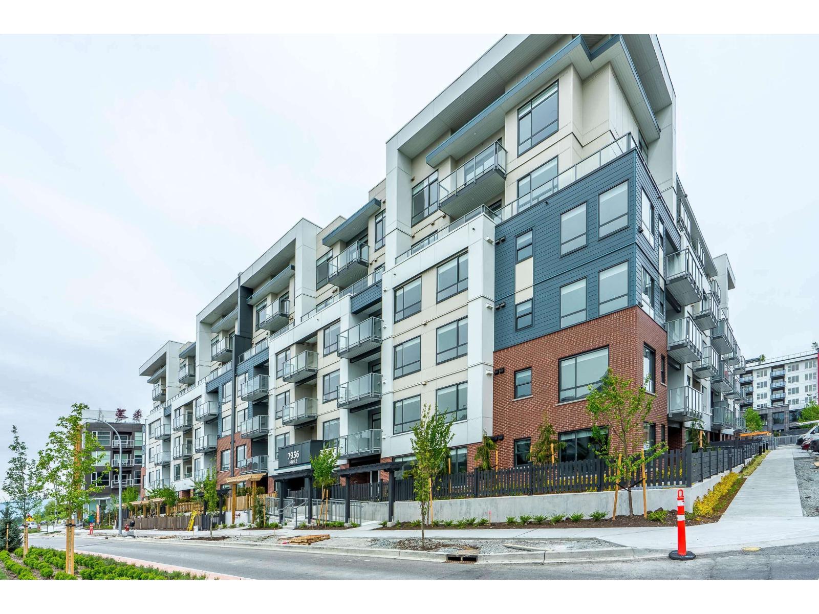 306 - 7936 206 Street, Langley